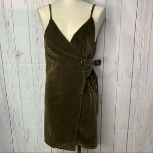 Simple Concept Wrap Velvet Dress Green Medium Velour V Neck - NEW
